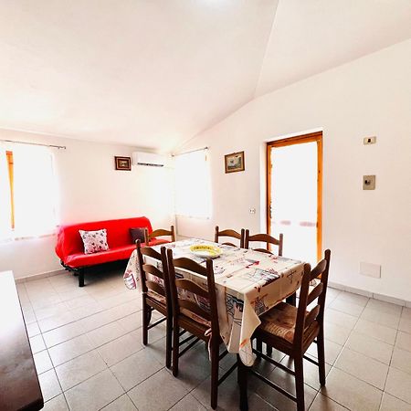 Residence La Cinta 8 Сан-Теодоро Екстер'єр фото